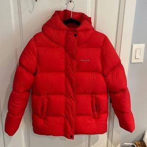 Roots Red Down Filled Puffer Size M